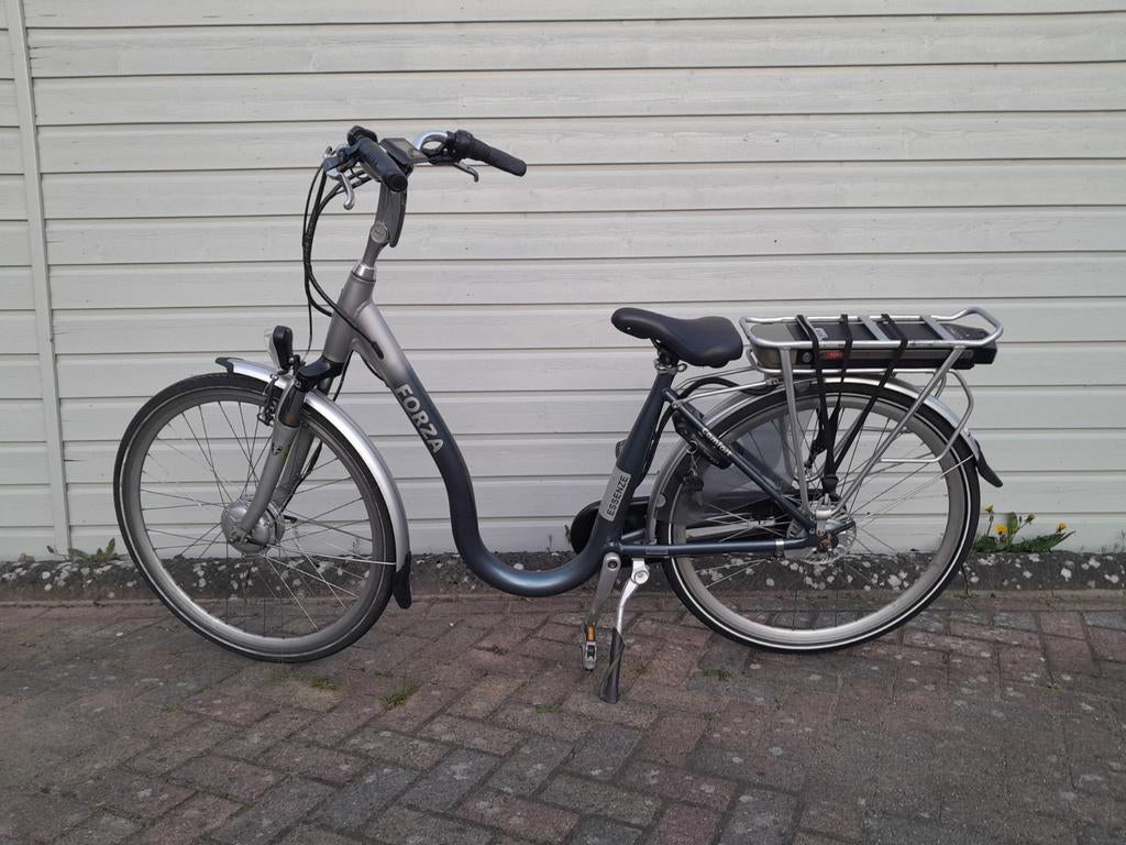 Forza, elektrische, lage instapfiets., Fietsen en Brommers, Elektrische fietsen, Gebruikt, Minder dan 47 cm, 50 km per accu of meer