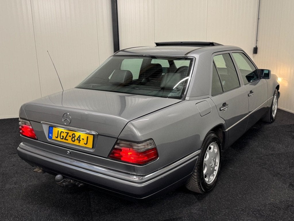 Mercedes-Benz 280 E W124 197PK Sportline AUTOMAAT/AIRCO/DAK/, Auto's, Mercedes-Benz, Automaat, Achterwielaandrijving, Gebruikt