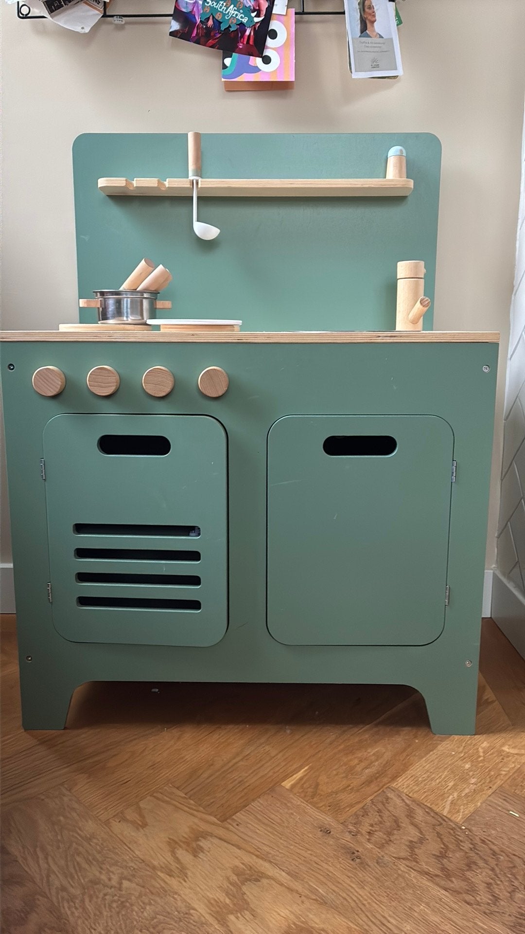 Speelkeuken Petite Amelie groen, Ophalen, Gebruikt, Hout, Speelkeuken