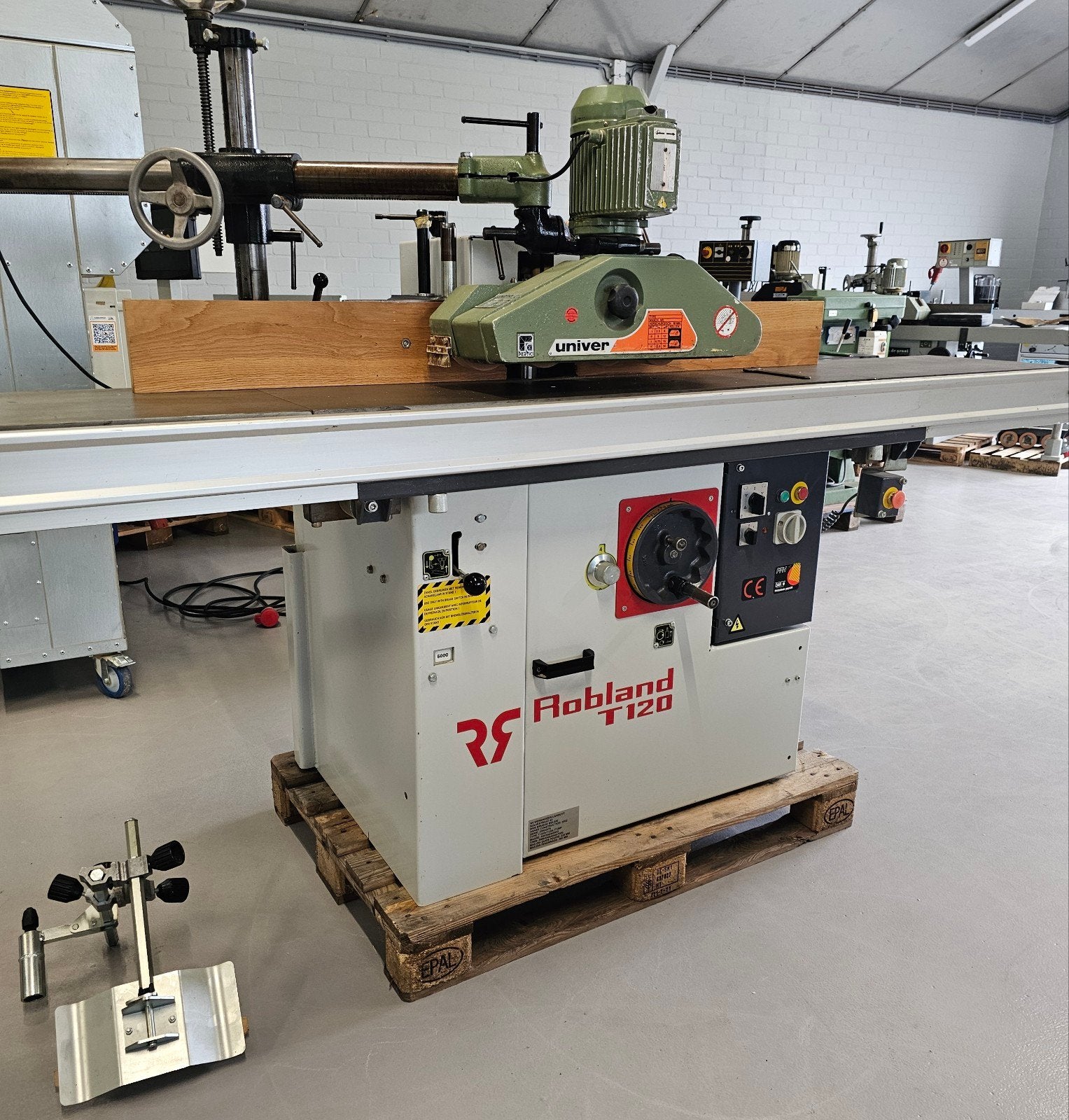 Freesmachine met aanvoerapparraat en verbreding, Ophalen, Overige soorten, Robland, Zo goed als nieuw