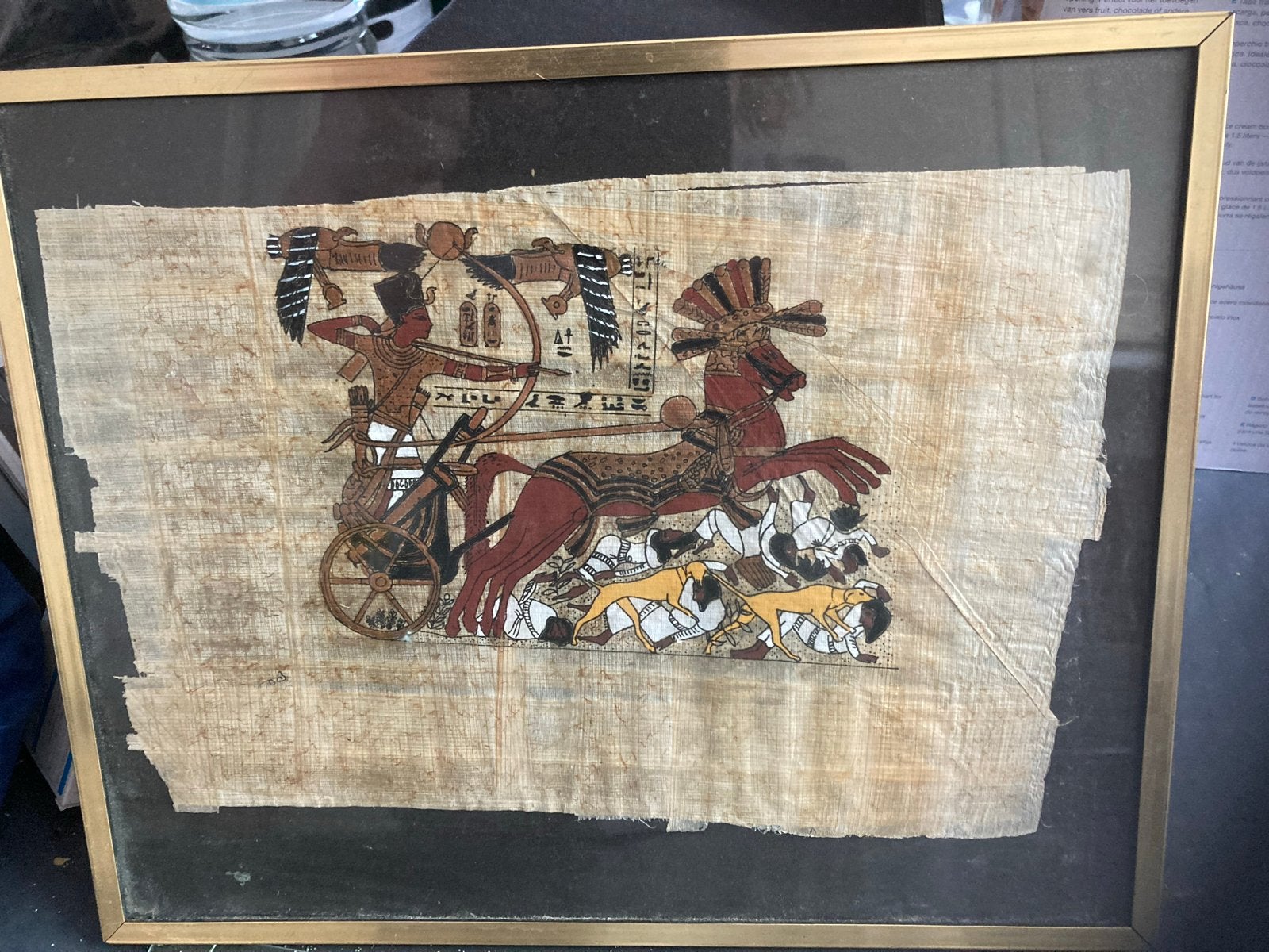 Ingelijste Egyptische Papyrus met Jachtscène, Antiek en Kunst, Schilderij, Ophalen of Verzenden, Papier/karton, Meerkleurig