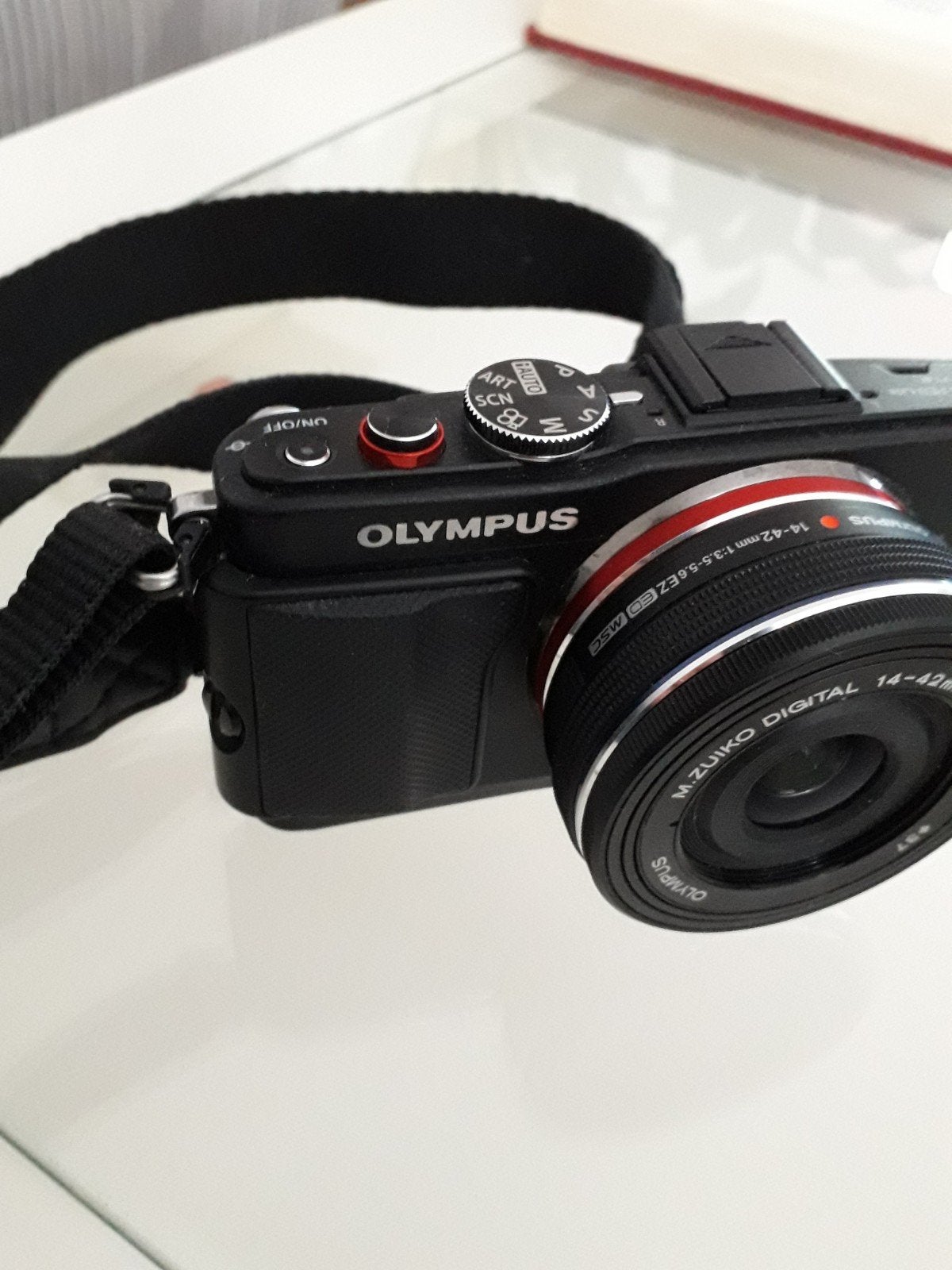 Olympus PEN Lite E-PL6 systeemcamera met 14-42mm lens, Audio, Tv en Foto, Fotocamera's Digitaal, Ophalen, Zo goed als nieuw, Olympus