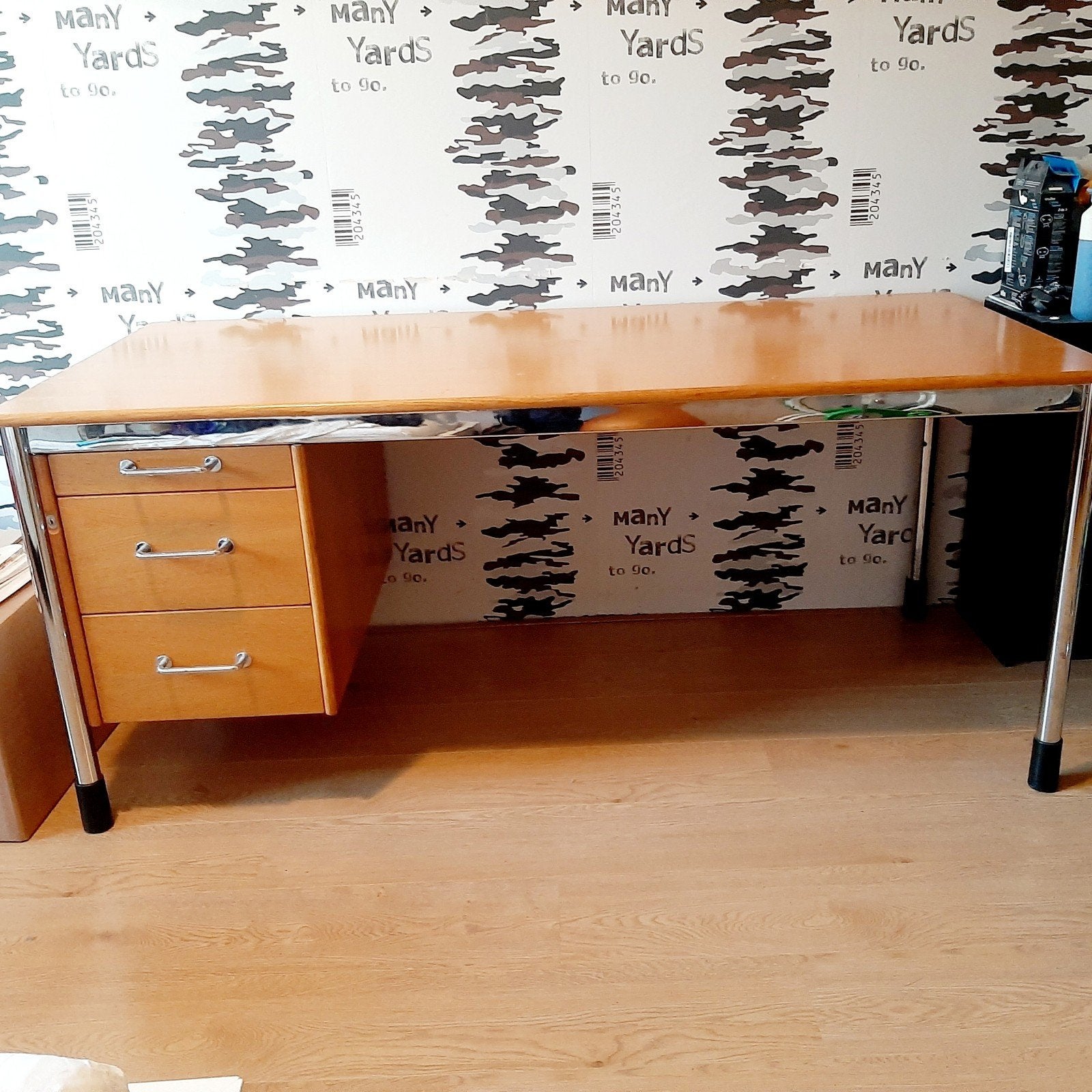 Lundia bureau met lades, Ophalen, In hoogte verstelbaar, Gebruikt, Hout