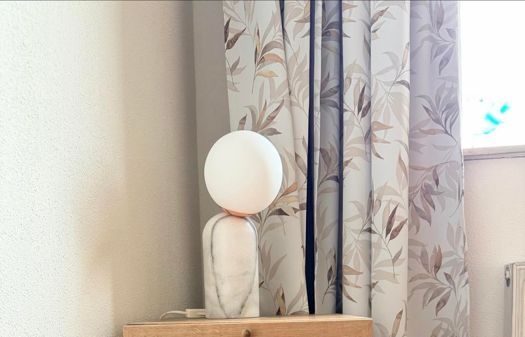 Set van 2 Marmeren Tafellampen met Glazen Bol, Ophalen, Zo goed als nieuw, Glas, Minder dan 50 cm