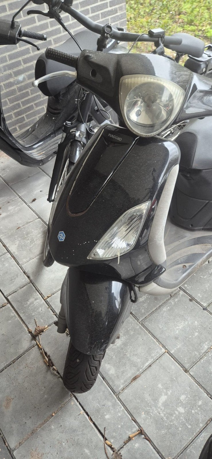 Piaggio Fly 50 uit 2009 - Opknapper voor een klein prijsje, Fietsen en Brommers, Scooters | Piaggio, Ophalen, Gebruikt, Maximaal 45 km/u