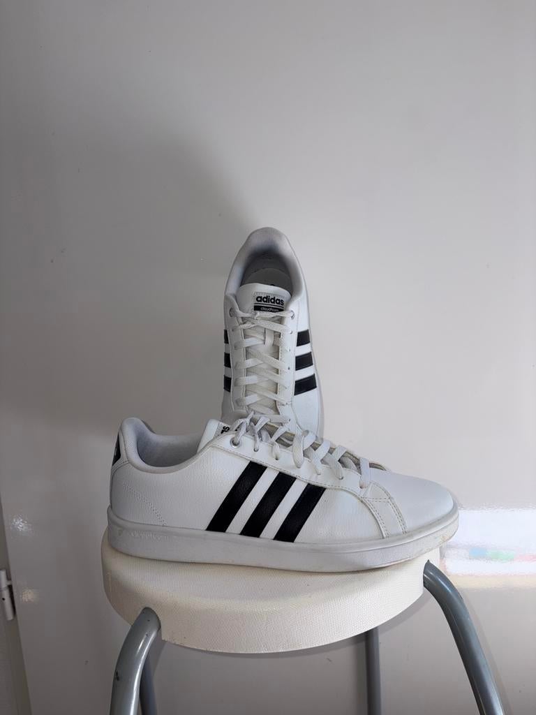 Addidas Grand Court 2.0 43.5, Wit, Ophalen of Verzenden, Sneakers of Gympen, Zo goed als nieuw