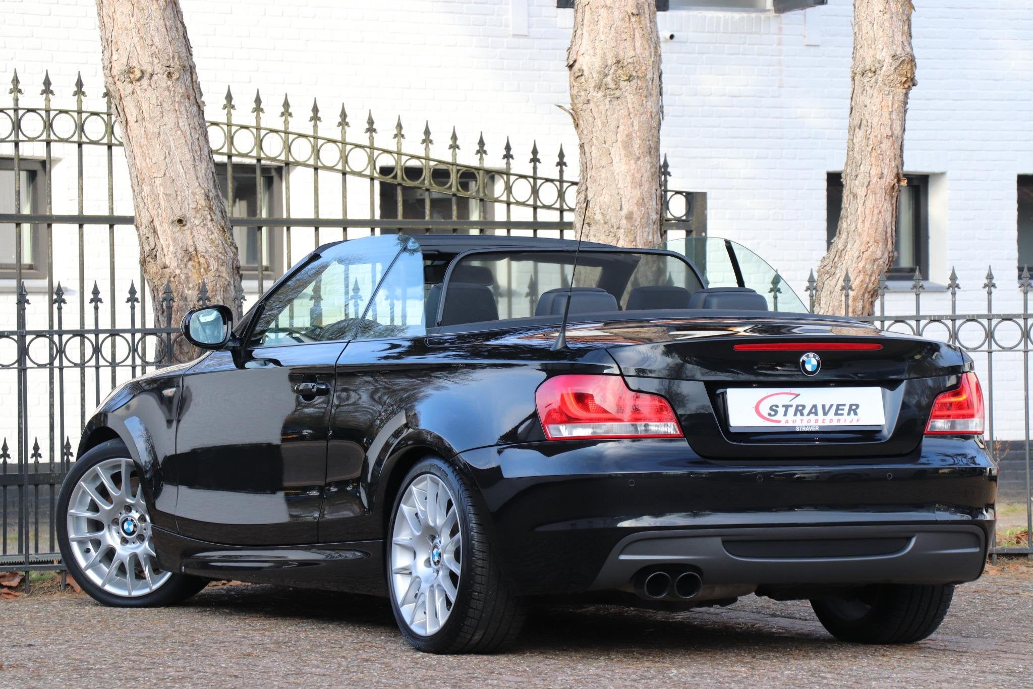 BMW 1-serie Cabrio 135i High Executive |Harman/Kardon |Elekt, Auto's, Gebruikt, Zwart, Cabriolet, 4 stoelen
