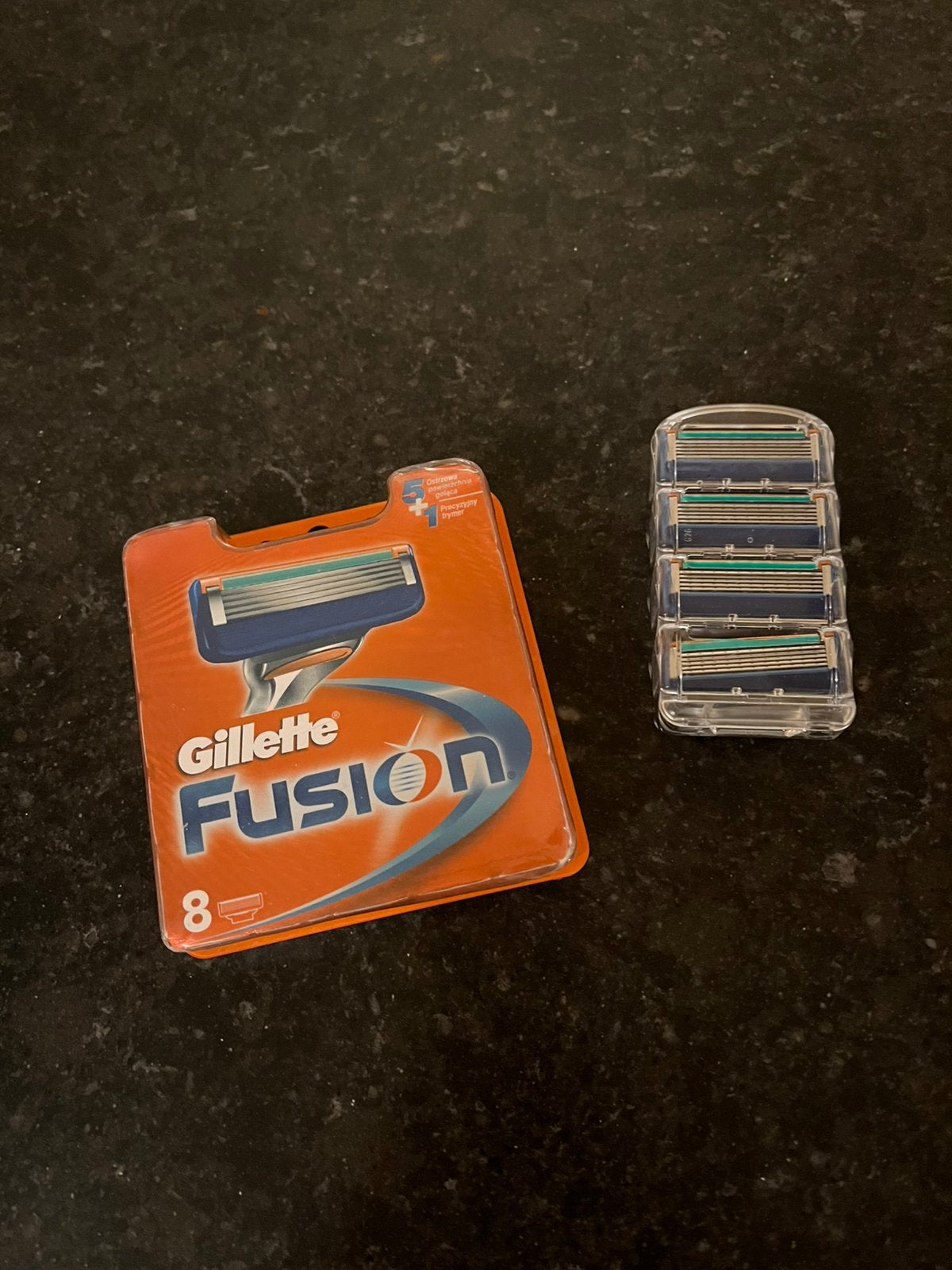 Gilette Fusion 12 mesjes, Ophalen of Verzenden, Nieuw, Gehele gezicht