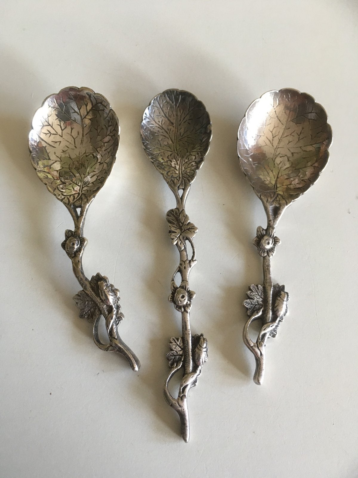3 Verzilverde Rupslepels ( in Hilversum ), Ophalen of Verzenden