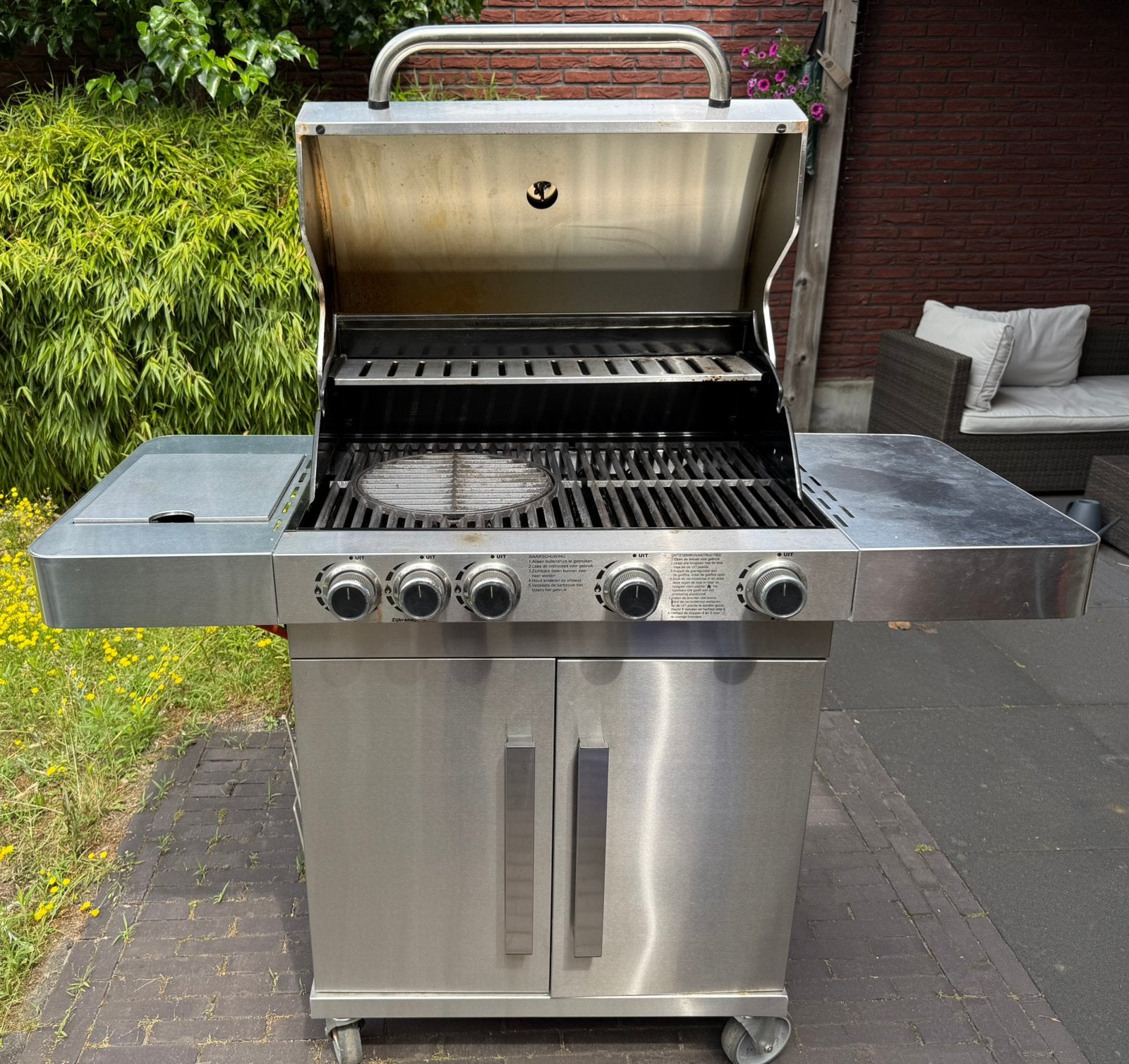 Bonfire BBQ, Ophalen, Gebruikt