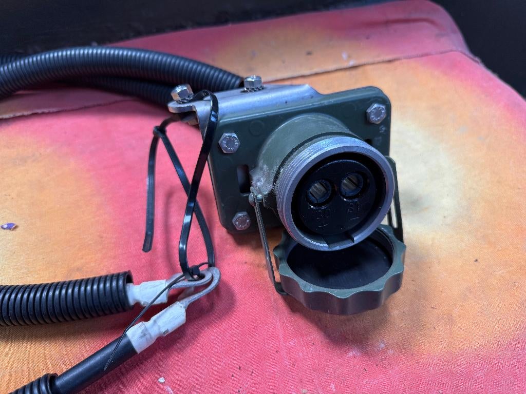 DAF YA  Nieuwe groene NATO connector, Ophalen of Verzenden, Landmacht, Nederland, Overige typen