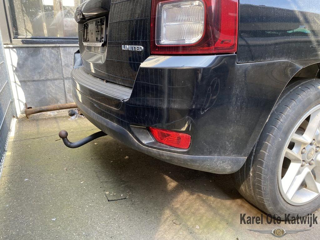 Achterbumper Jeep Compass zwart 2014, Gebruikt, -, -, Ophalen of Verzenden