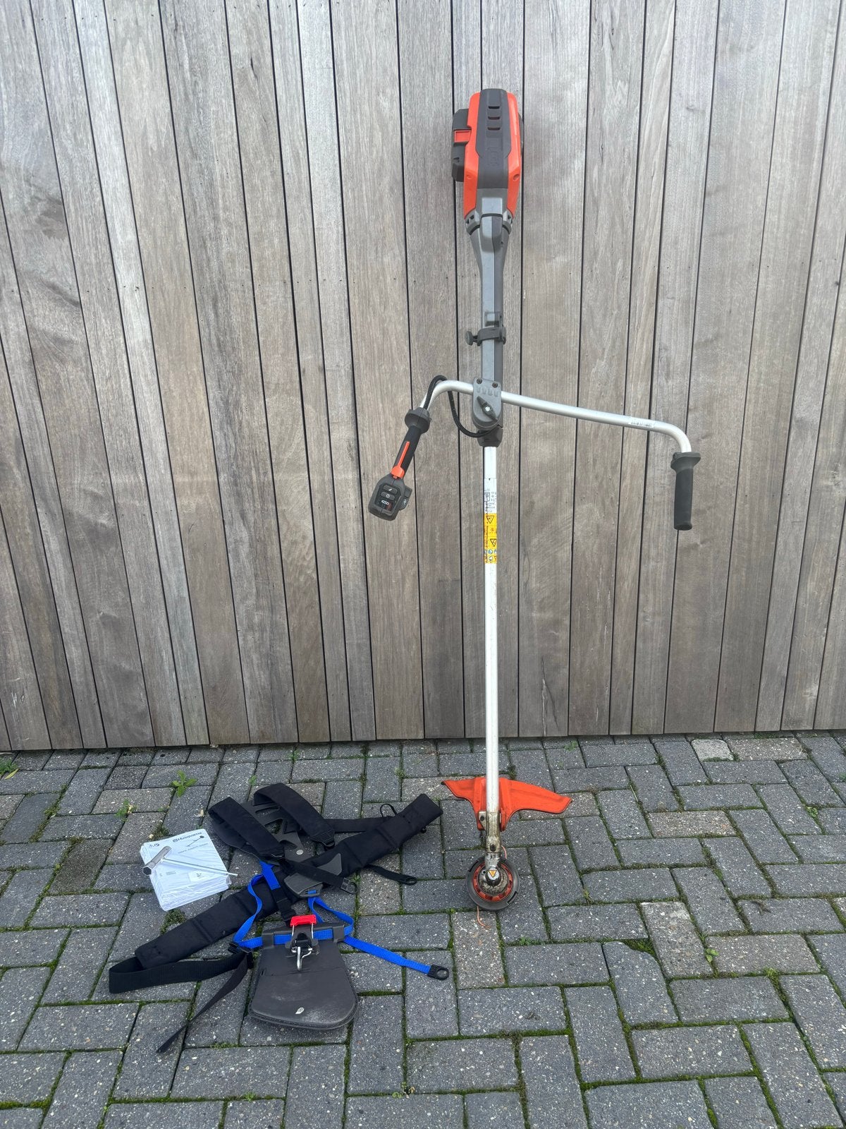Husqvarna 535iRXT bosmaaier met B330X accu, Ophalen, Zo goed als nieuw, 30 tot 50 cm, Accu