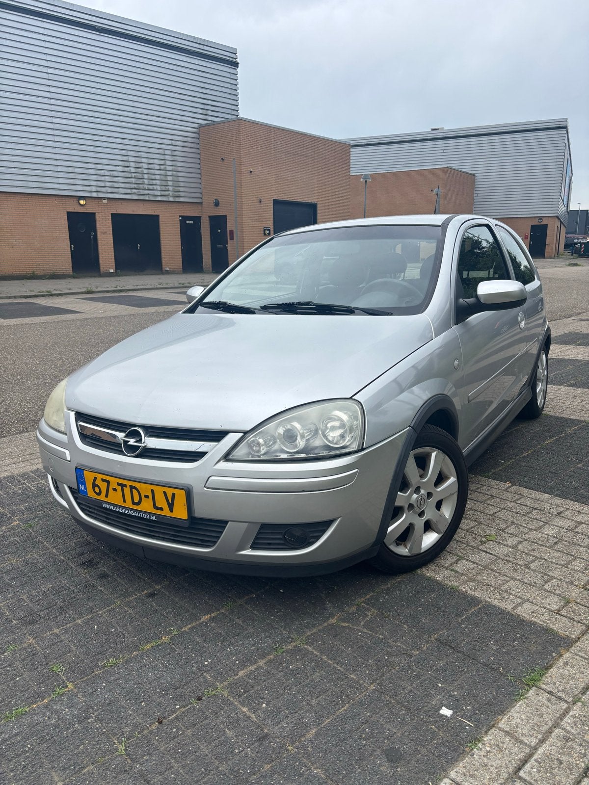 Opel Corsa 1.2 16V silverline 2006, Voorwielaandrijving, Isofix, 450 kg, 31 €/maand
