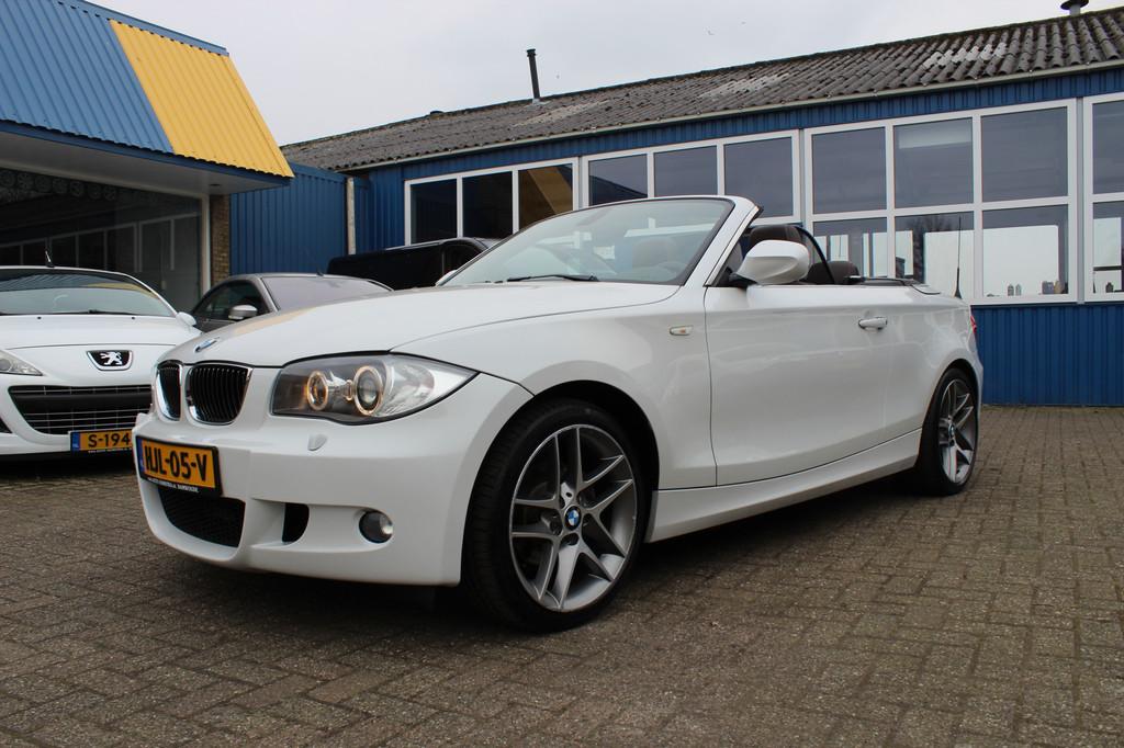 BMW 1 Serie Cabrio 118i "Limited Edition" Xenon - Leder - Au, Auto's, BMW, Euro 5, Achterwielaandrijving, Cabriolet, Wit