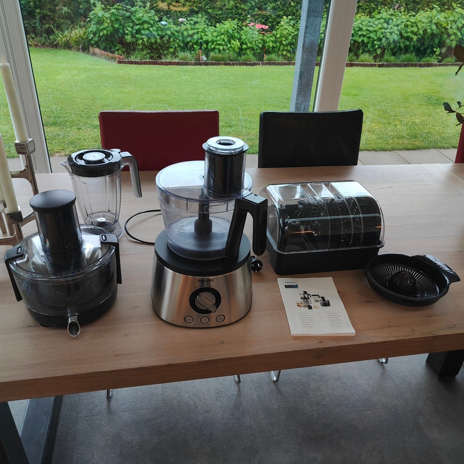 Philips HR7778 Keukenmachine veel accessoires, 3 snelheden of meer, Ophalen of Verzenden, Zo goed als nieuw, 2 tot 3 liter