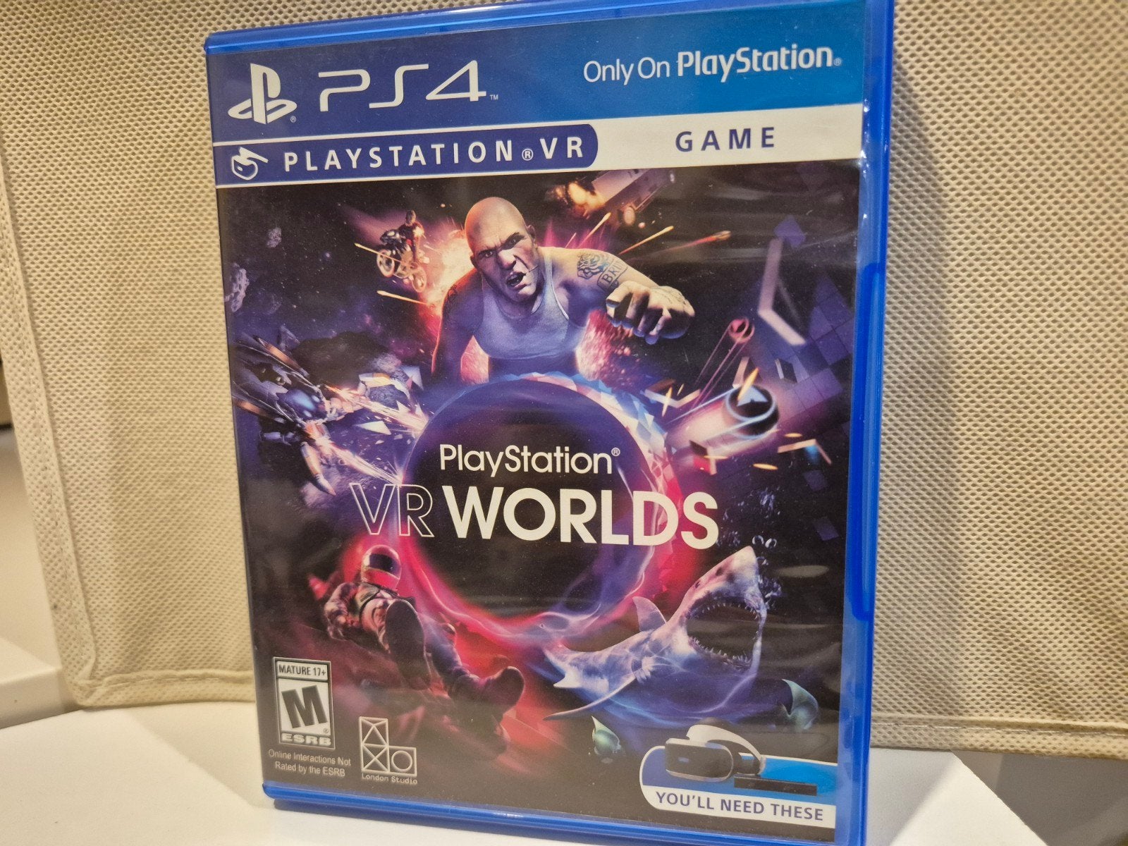 PSVR PlayStation VR Worlds ps4, Spelcomputers en Games, Games | Sony PlayStation 4, Zo goed als nieuw, Avontuur en Actie, 1 speler