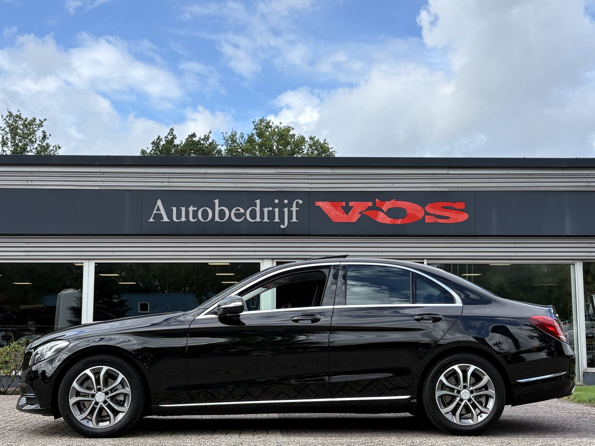 Mercedes-Benz C-Klasse 180 | Glasdak | ILS | Comand | Stoelv, Automaat, Leder en Stof, Zwart, 1595 cc