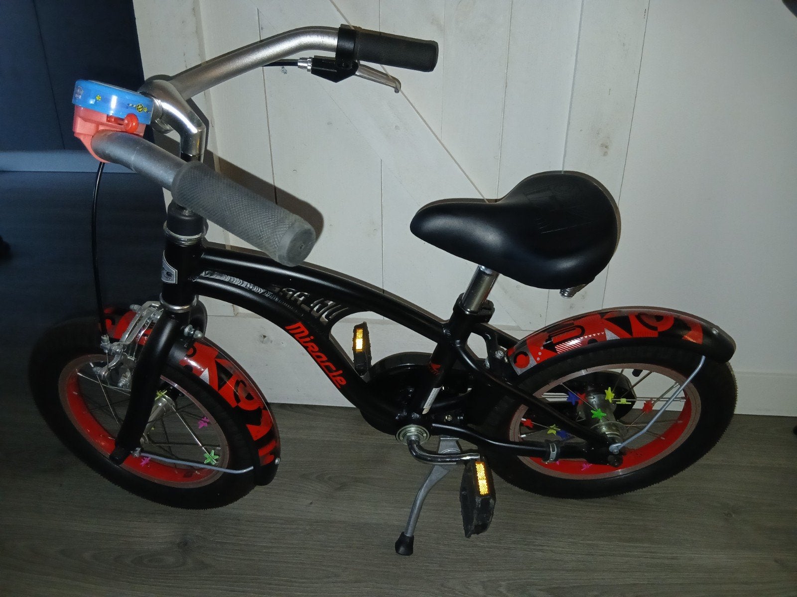 VOLARE MIRACLE KINDER FIETS 14 INCH. ROOD/ZWART, Ophalen of Verzenden, Zo goed als nieuw, Minder dan 16 inch, Volare