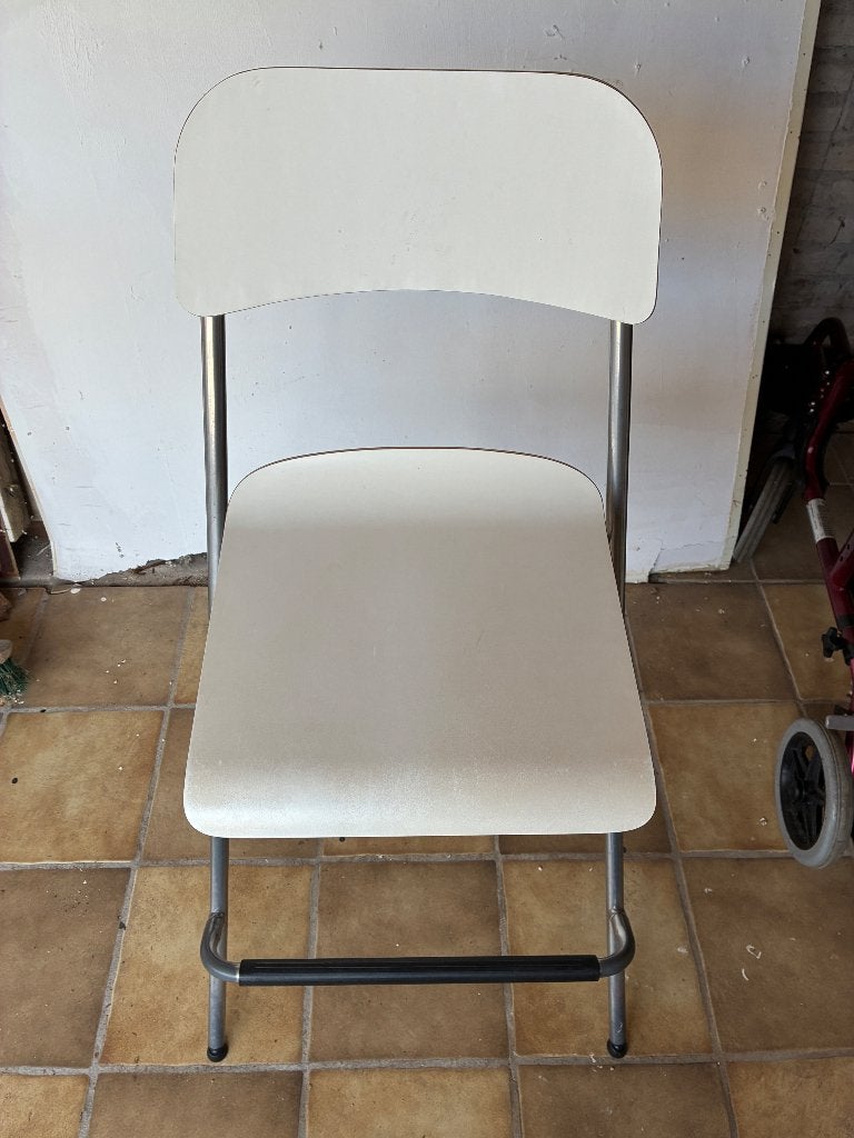 Witte hoge kruk, Huis en Inrichting, Ophalen, Gebruikt, Met voetsteun, 60 tot 90 cm