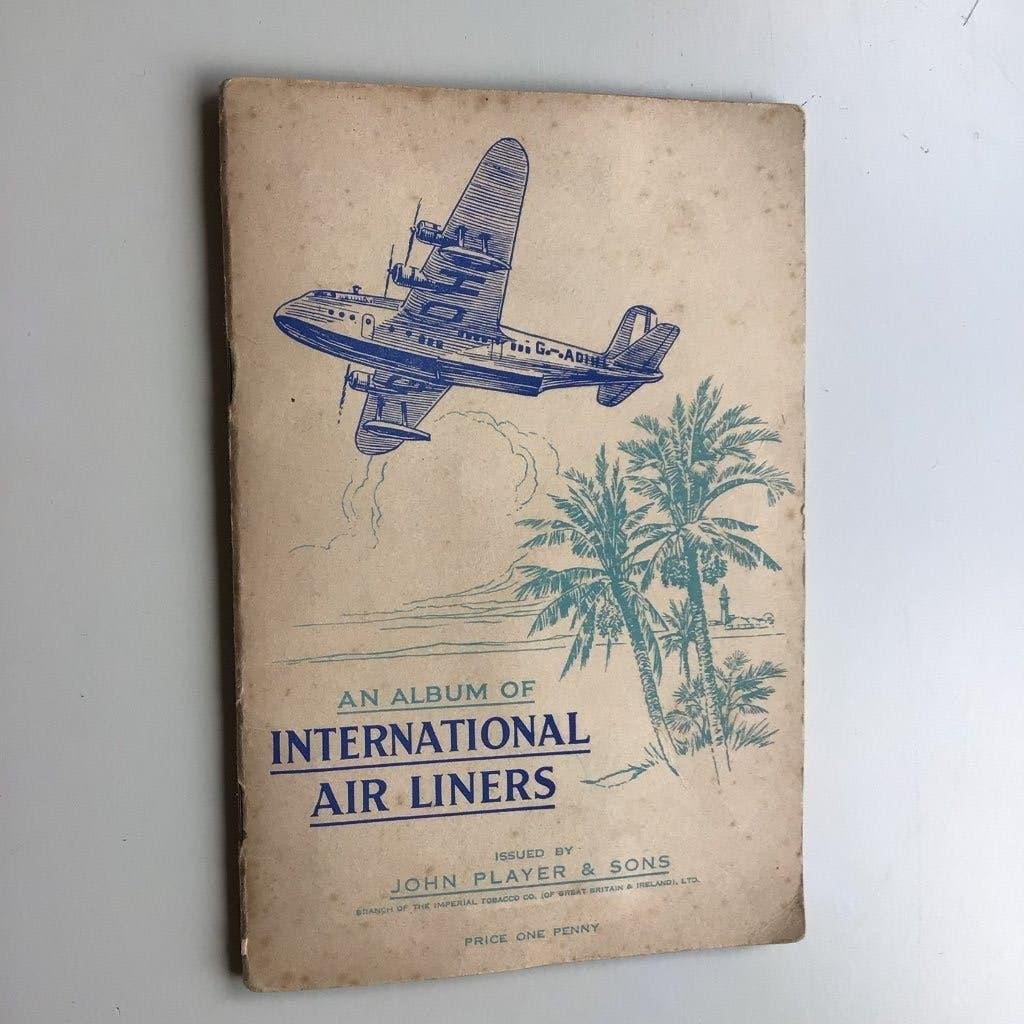 An album of International Air Liners, John Player., Verzamelen, Ophalen of Verzenden, Gebruikt, Boek of Tijdschrift