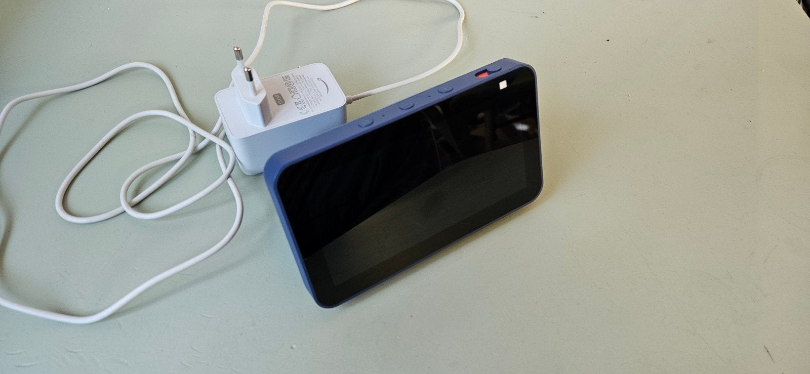 Amazon Echo Show 5 blauw (2e gen) compleet met adapter, Ophalen of Verzenden, Zo goed als nieuw, Speakers, Overige merken
