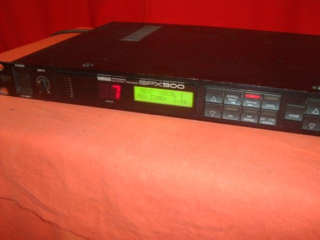 Gebruikt: Yamaha SPX900 effect processor, 20260445, MTEUROPE@OUTLOOK.COM, YAMAHA, MTE, Gebruikt