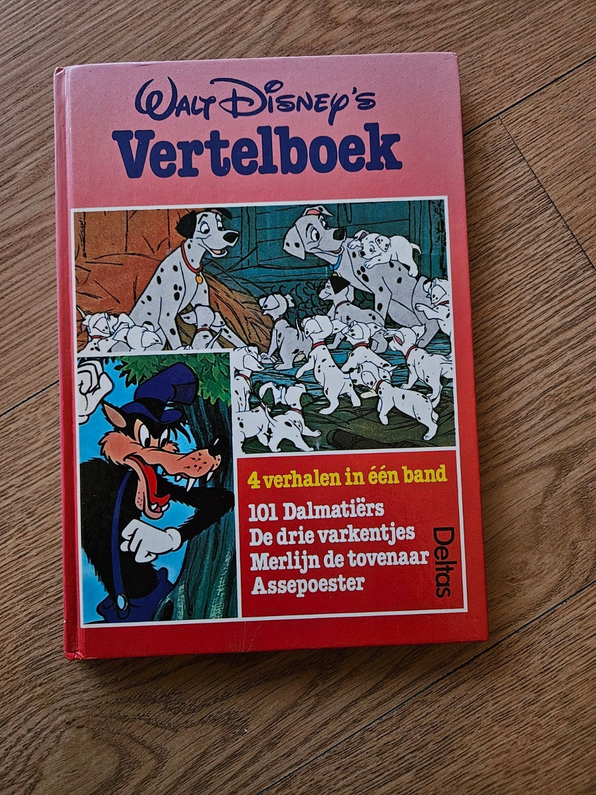 Walt Disney verhalen boek, Boeken, Ophalen of Verzenden, Gelezen, Fictie algemeen