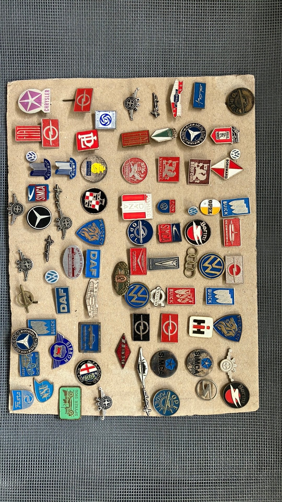Speldjes automerken, Verzenden, Gebruikt, Merk, Speldje of Pin