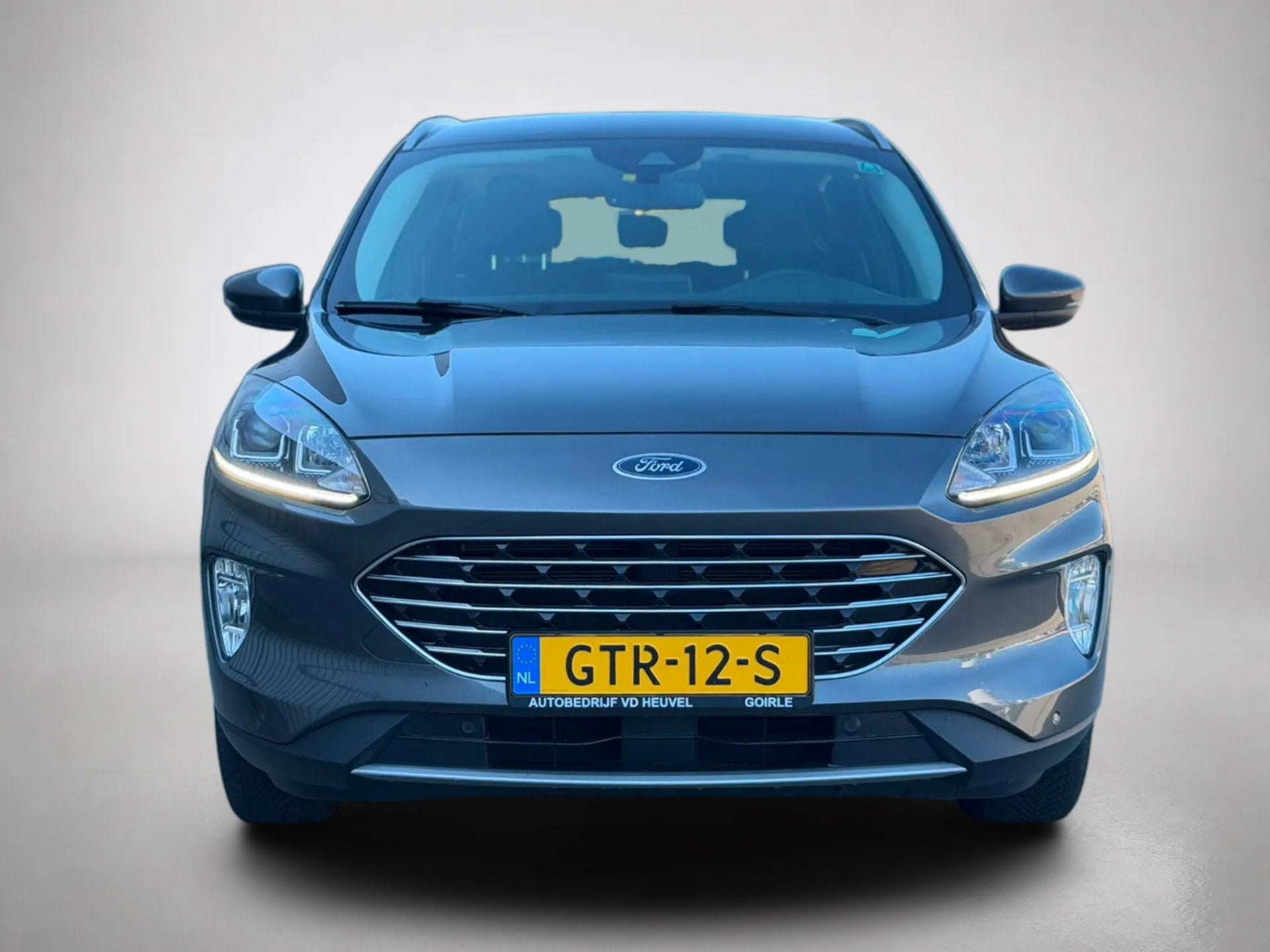 Foto 10 van Ford KUGA 2.5 PHEV Titanium(Goed OnderH, Navi, Parkeersensor