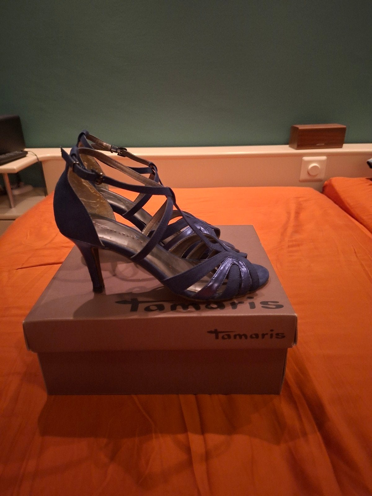 Tamaris kobalt blauwe sandalen met hak - Maat 38, Kleding | Dames, Tamaris, Blauw, Zo goed als nieuw, Sandalen of Muiltjes