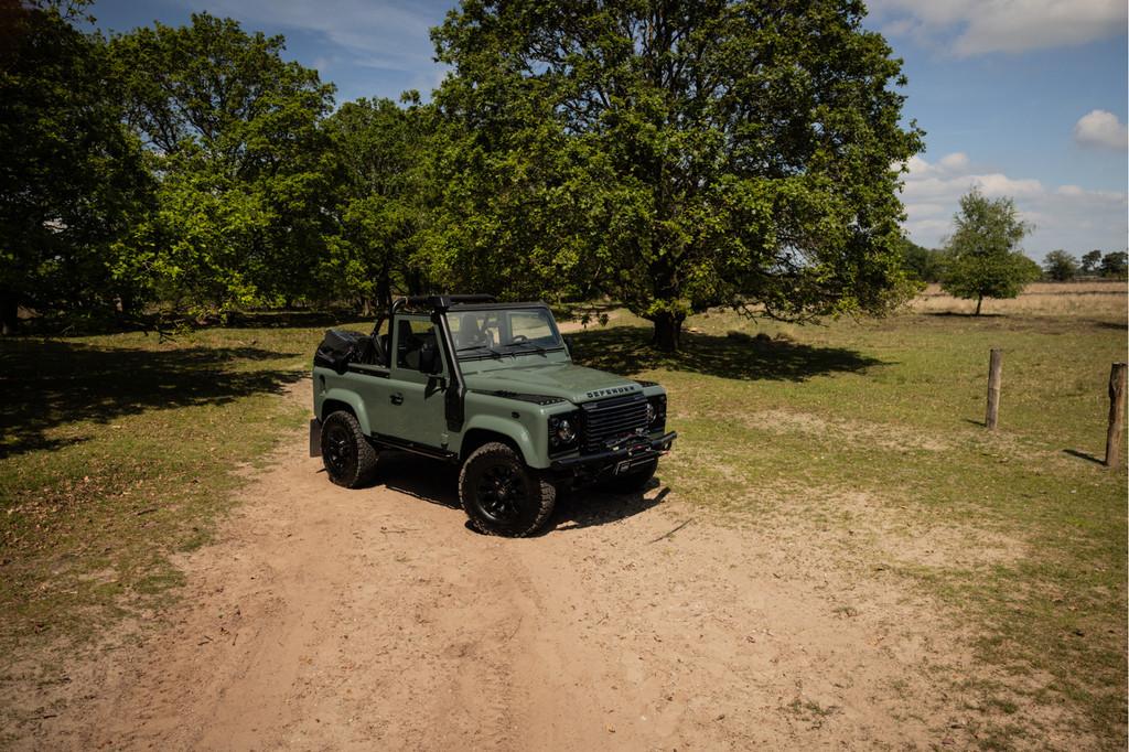 Land Rover Defender 2.2 Tdci Bel Air Soft Top Intrax Suspens, Auto's, Land Rover, Euro 5, Gebruikt, 1645 kg, 122 pk