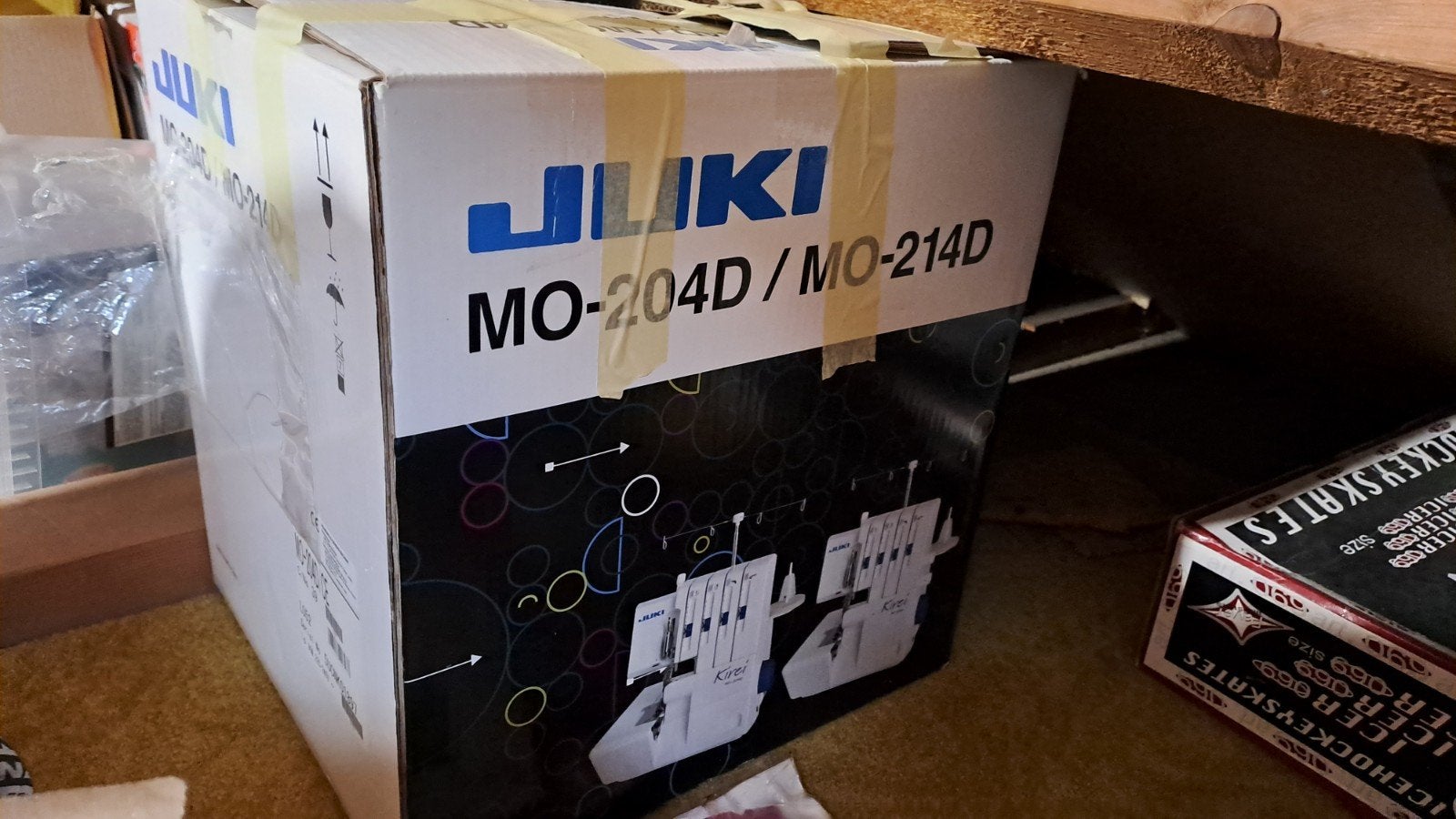 JUKI MO-204D Lockmachine - Zgan in doos, Ophalen, Zo goed als nieuw, Lockmachine, Overige merken
