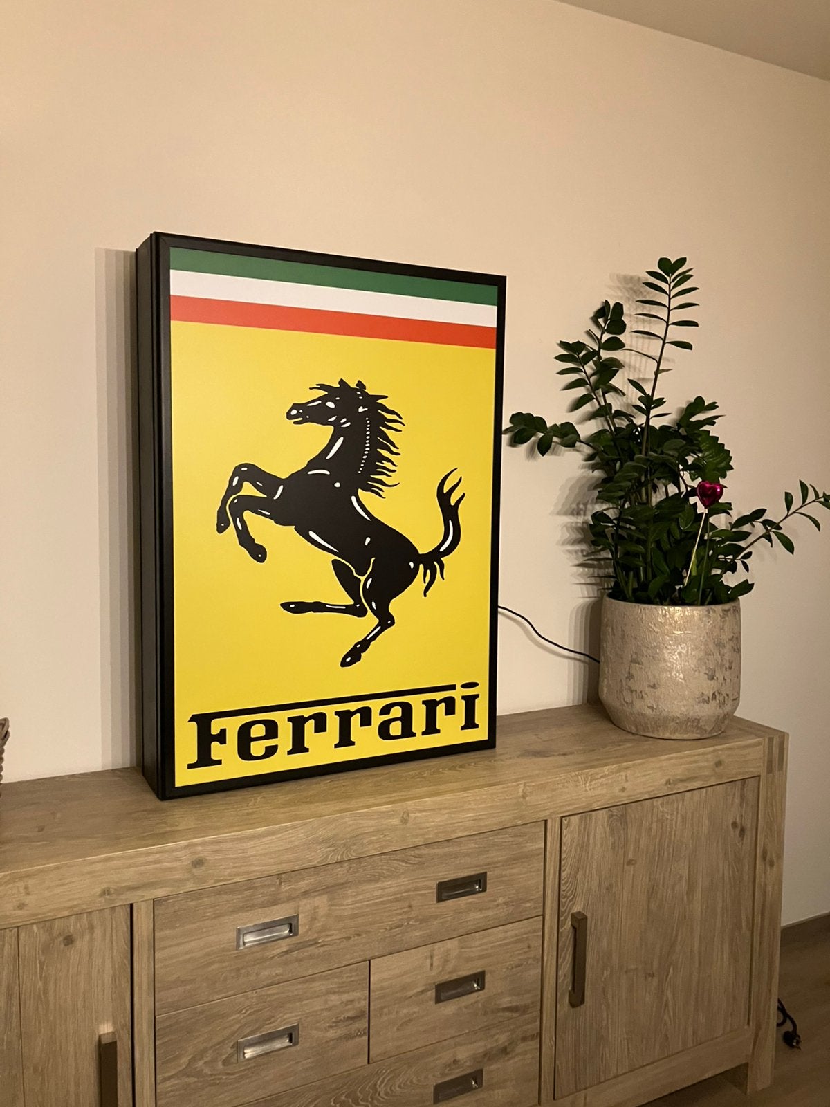 Lichtbak Ferrari, Ophalen, Zo goed als nieuw, Lichtbak of (neon) lamp