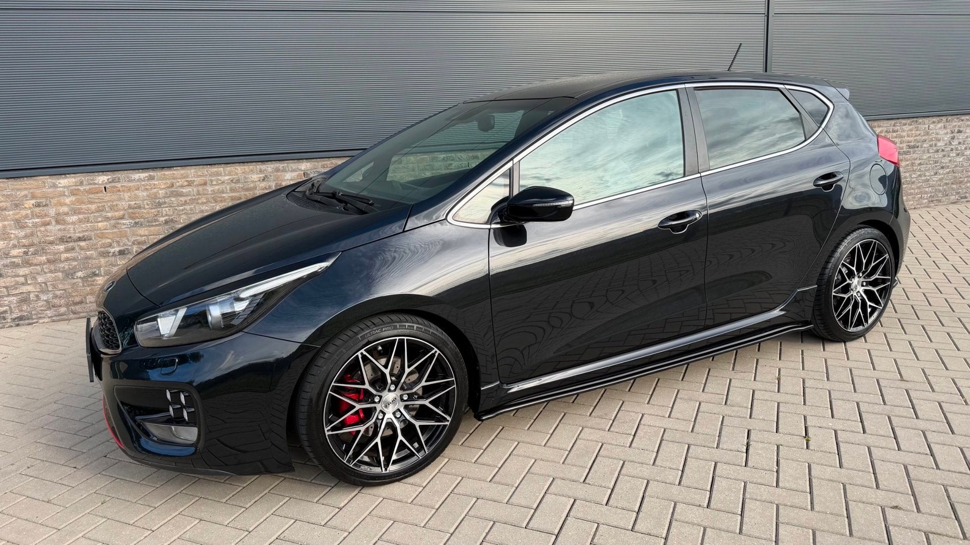 Kia Cee'd 1.6 T-GDi GT, Auto's, Voorwielaandrijving, Euro 5, 4 cilinders, Zwart