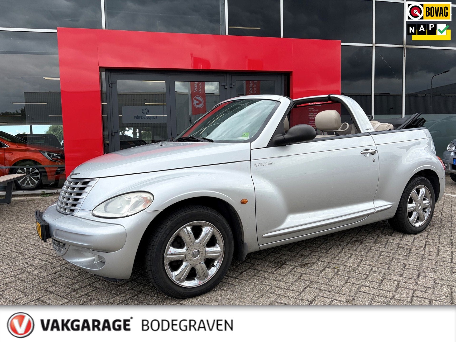 Chrysler PT Cruiser Cabrio 2.4i Limited / automaat / trekaak, Auto's, Chrysler, 450 kg, Gebruikt, Cabriolet, 4 stoelen