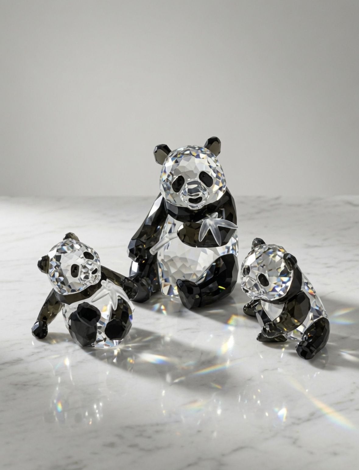Swarovski Panda Familie - Gloednieuw met certificaat, Ophalen of Verzenden, Nieuw, Wild dier, Beeldje of Figuurtje