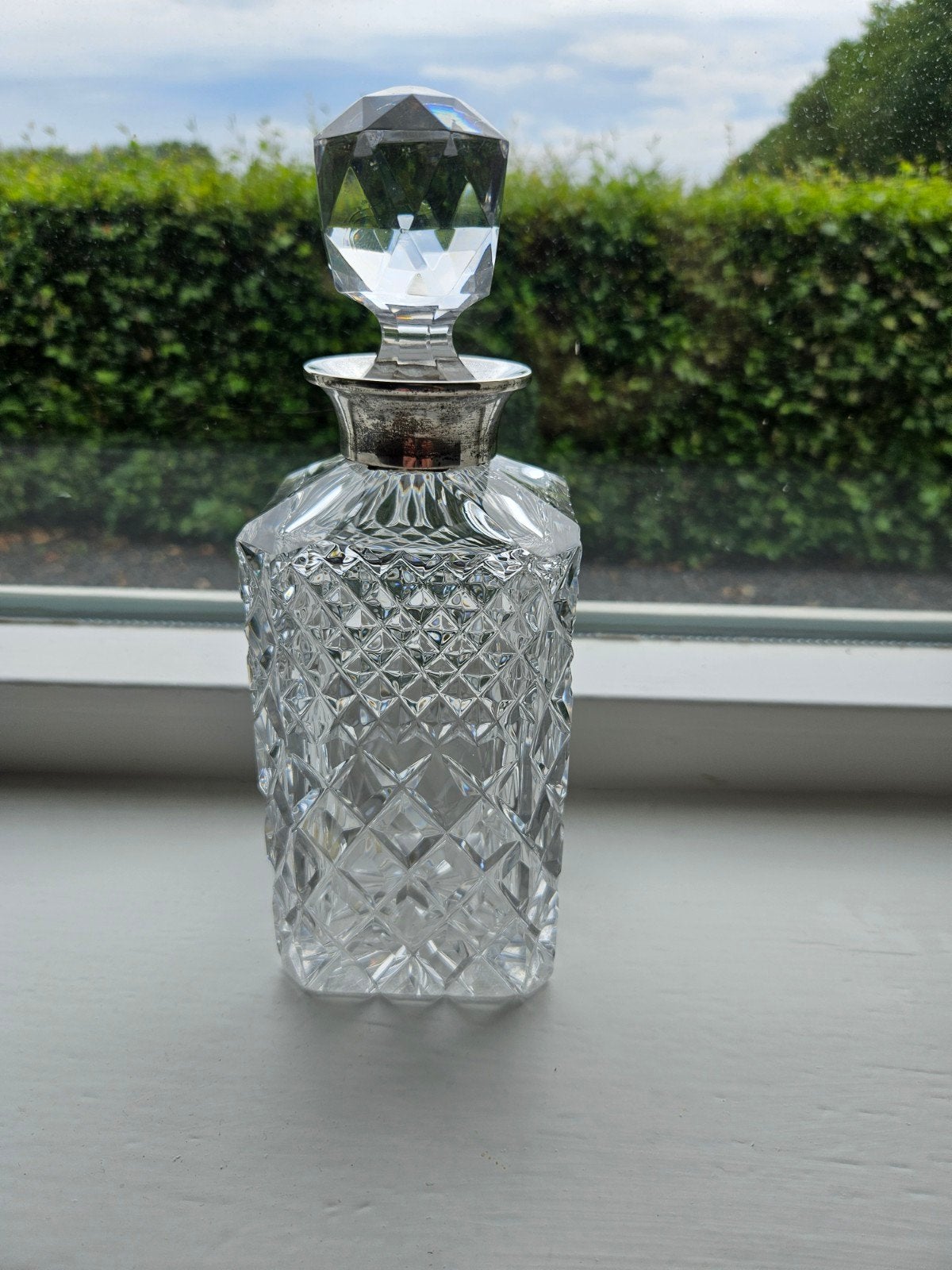 Kristallen,  geslepen karaf met zilveren hals, Antiek en Kunst, Ophalen of Verzenden