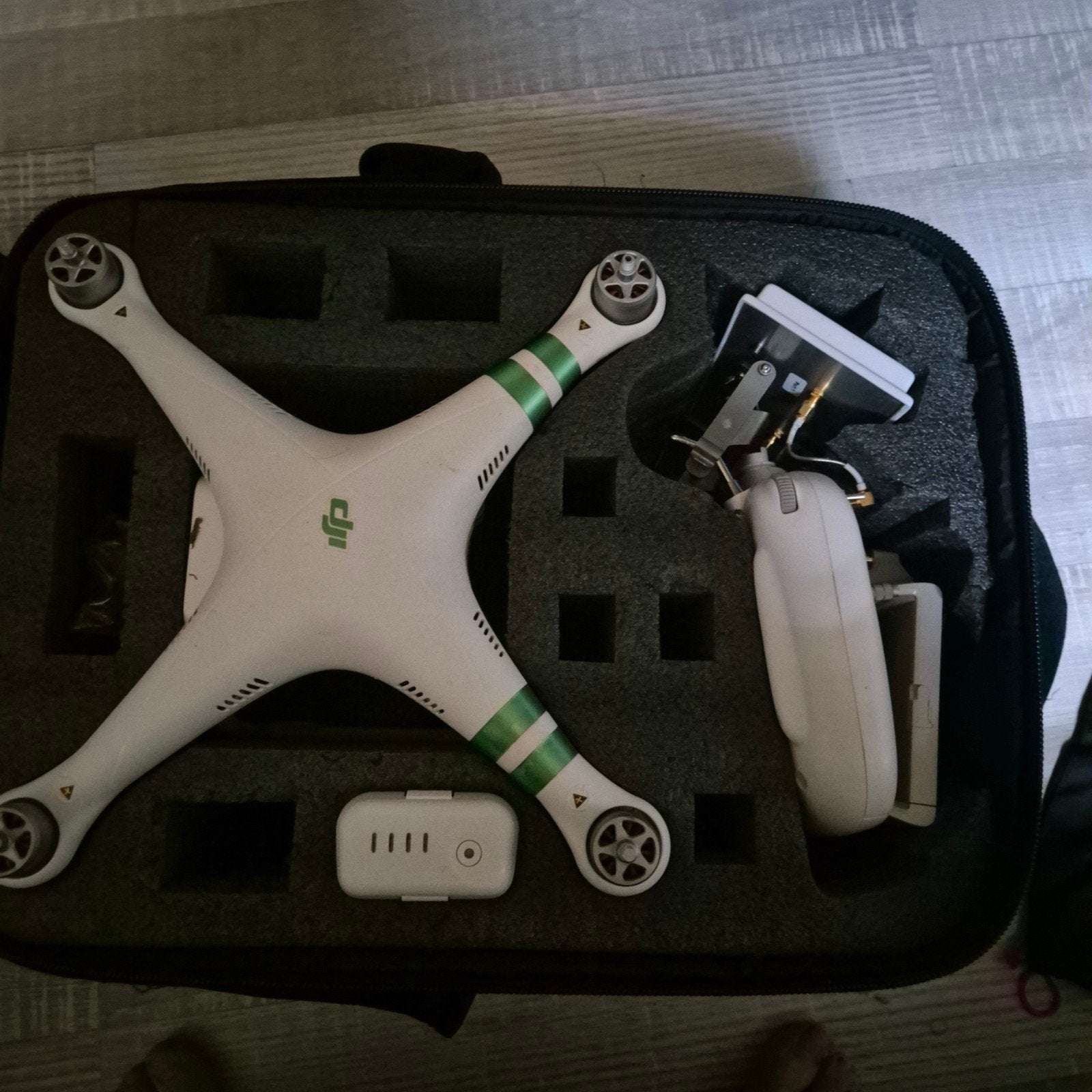 dji  fantom 3 standaard te koop of te ruil jbl boombox2/3, Ophalen, Return to Home, 100 tot 1000 meter, 15 tot 30 minuten