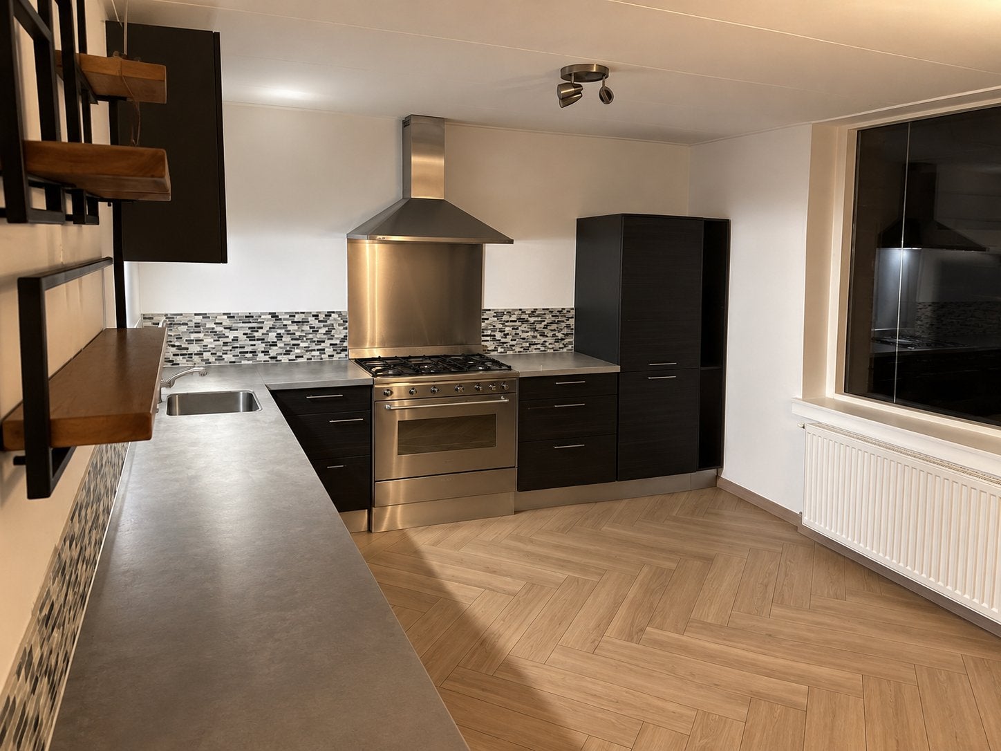 Complete keuken – zelf demonteren en meenemen, Huis en Inrichting, Ophalen, Gebruikt, Grijs, Hoekkeuken