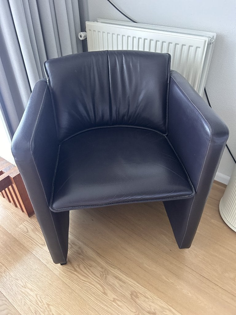Leolux stoelen en poef (aubergine kleur), Ophalen, Gebruikt, Overige kleuren, Drie