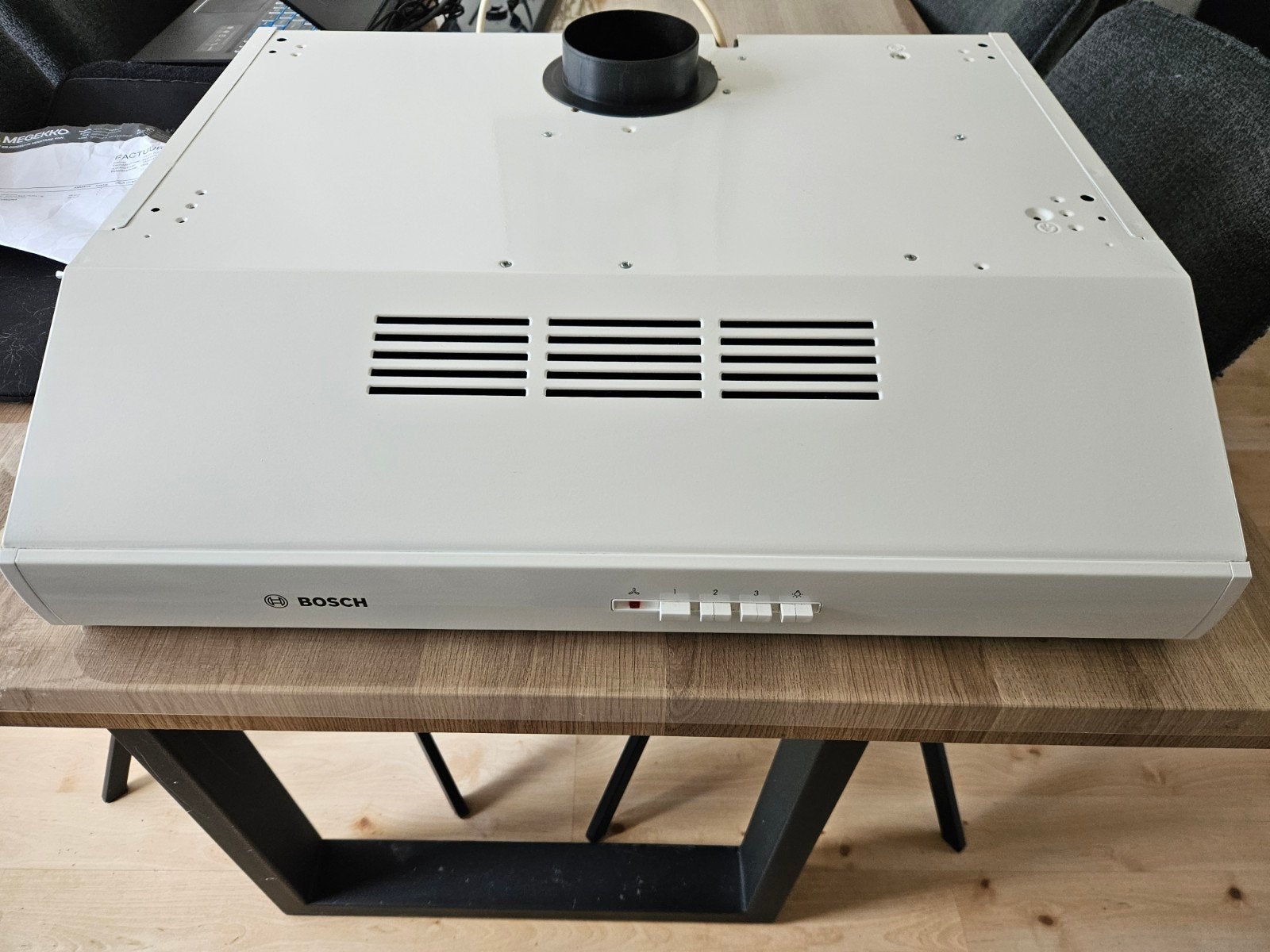 Afzuigkap Bosch DUL63CC20 onderbouw, Ophalen, 200 tot 400 m³ per uur, Onderbouw afzuigkap