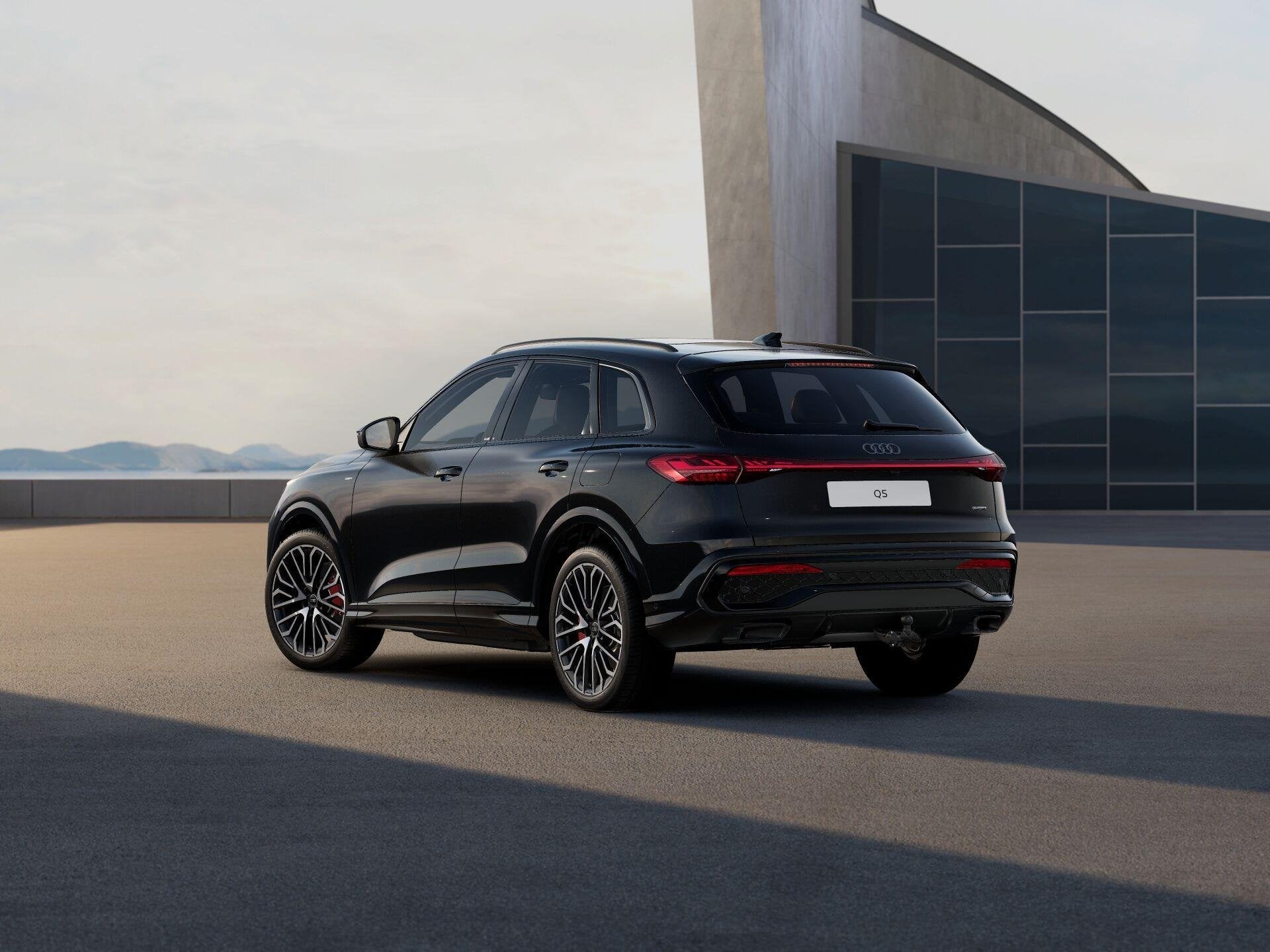 Audi Q5 2.0 e-hybrid 367pk quattro S edition Competition | B, Auto's, Audi, Automaat, 12 maanden, 4 cilinders, 150 min