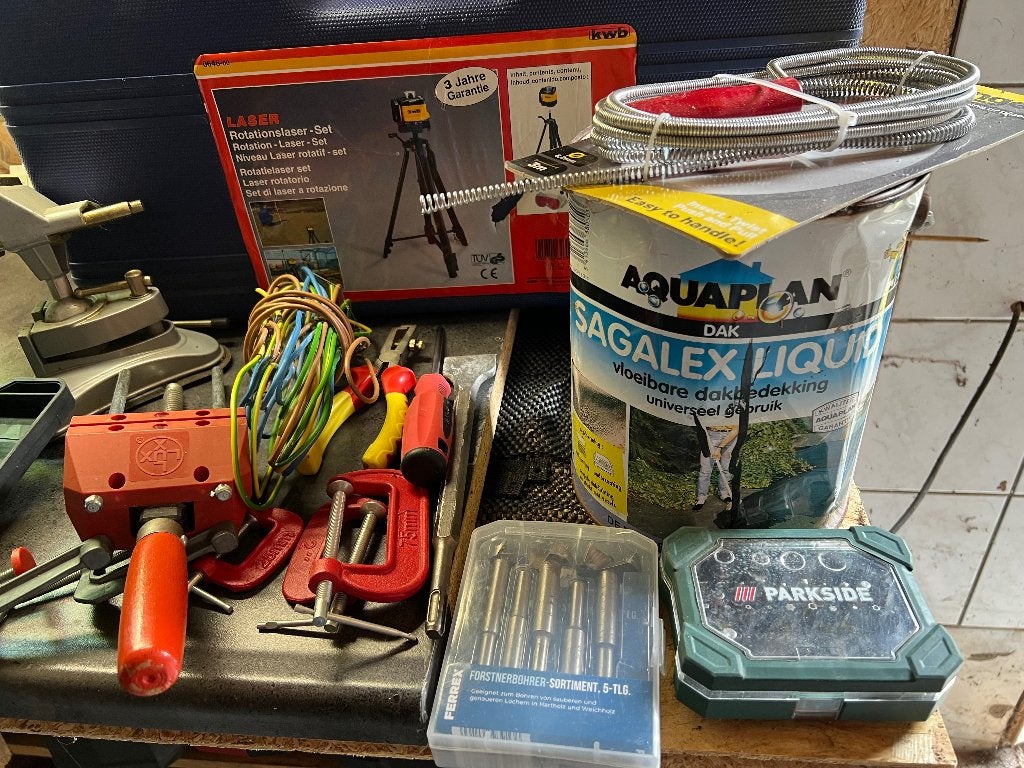 Foto 17 van Gereedschap van alles wat ook nieuw wegens verhuizing