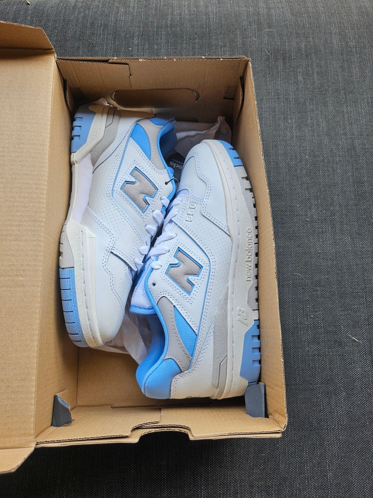 NEW BALANCE BBW550JC nieuw in doos, Ophalen of Verzenden, Nieuw, Sneakers of Gympen