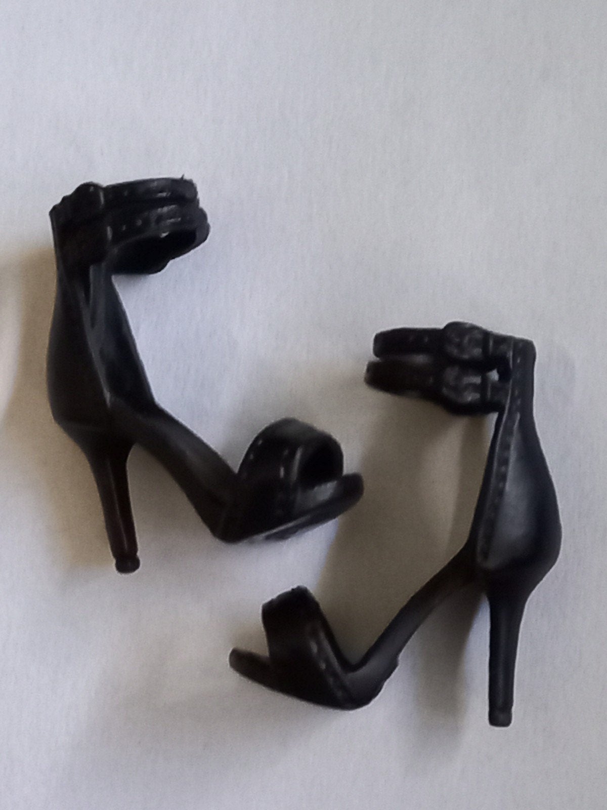 Zwarte Barbie Schoentjes,B gemerkt, Verzamelen, Poppen, Verzenden, Zo goed als nieuw, Accessoires