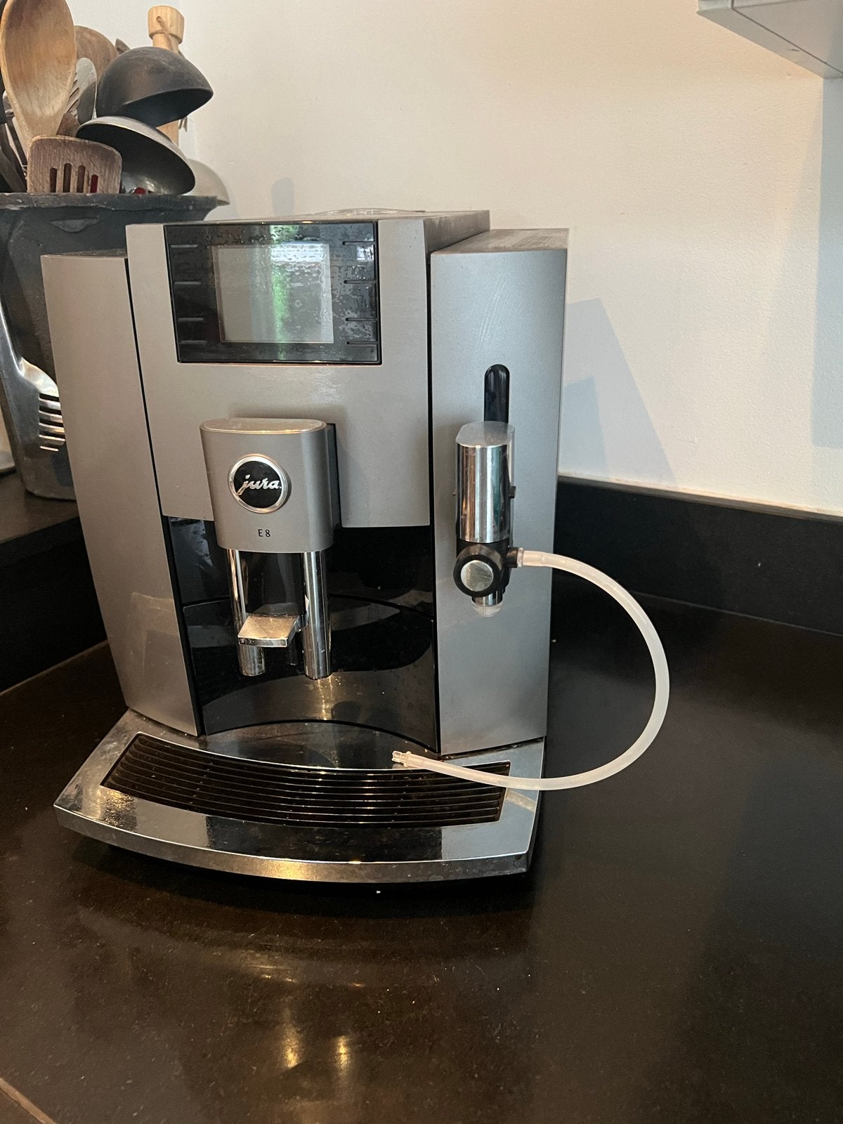 Jura E8 koffiemachine voor verse bonen, Ophalen, Gebruikt, Koffiemachine, Koffiebonen