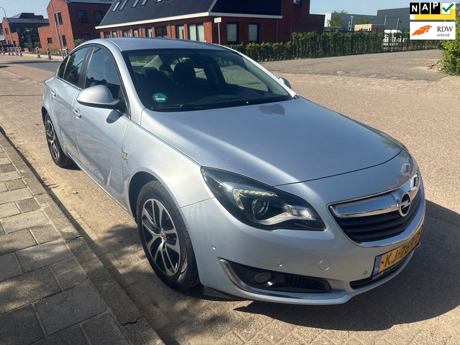 Opel Insignia 1.6 T Edition, Voorwielaandrijving, Euro 6, 4 cilinders, Origineel Nederlands