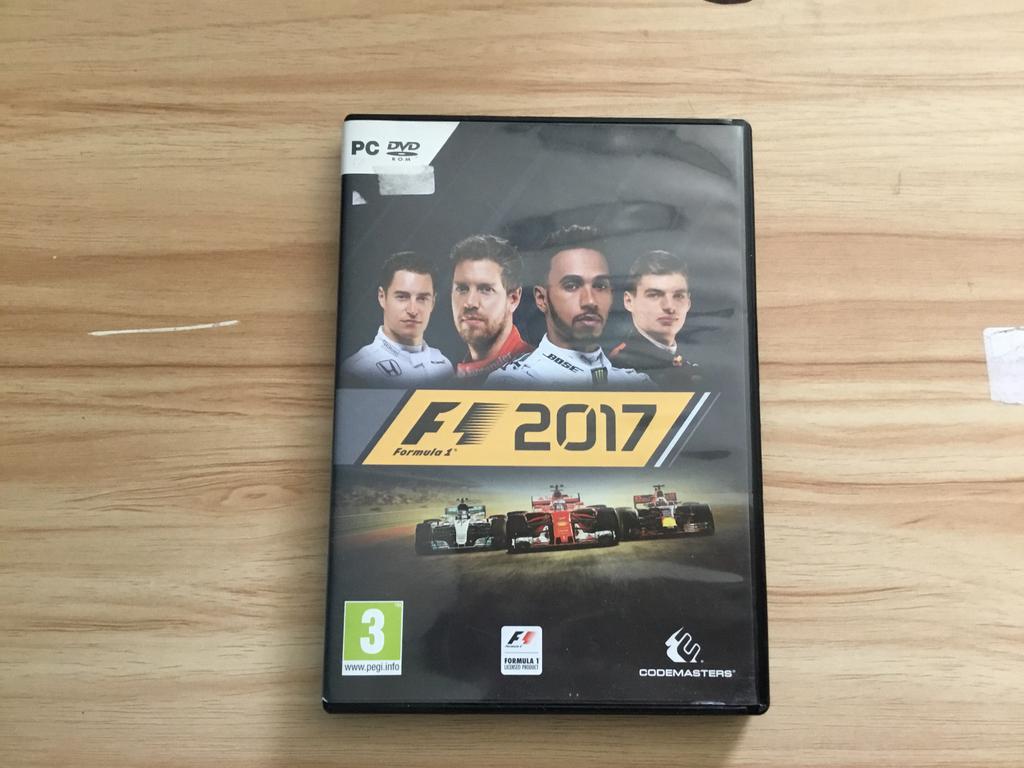 Pc game f1 2017, Spelcomputers en Games, Games | Pc, 1 speler, Racen en Vliegen, Ophalen of Verzenden, Zo goed als nieuw