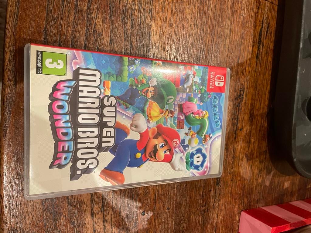 Super Mario Bros Wonder, Spelcomputers en Games, Ophalen of Verzenden, Zo goed als nieuw, Eén computer, Platform